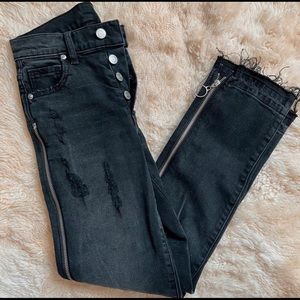 Revice Zipper Black Jeans